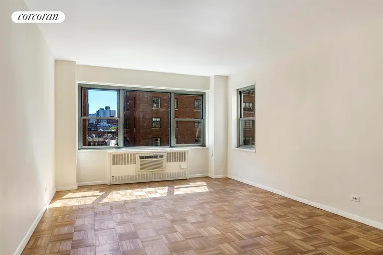 New York City Real Estate | View 525 East 86th Street, 10F | Living Room | View 4