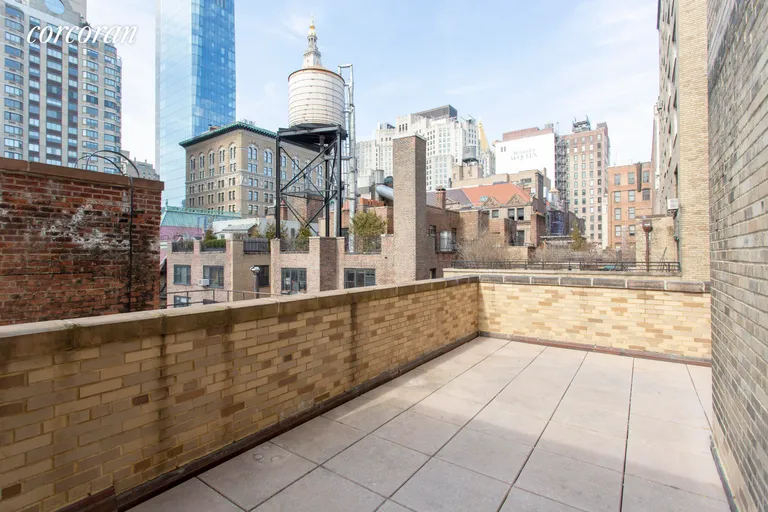 New York City Real Estate | View 60 Gramercy Park North, 10B | 3 Beds, 2 Baths | View 1