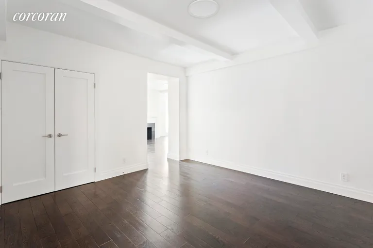 New York City Real Estate | View 60 Gramercy Park North, 10B | room 3 | View 4