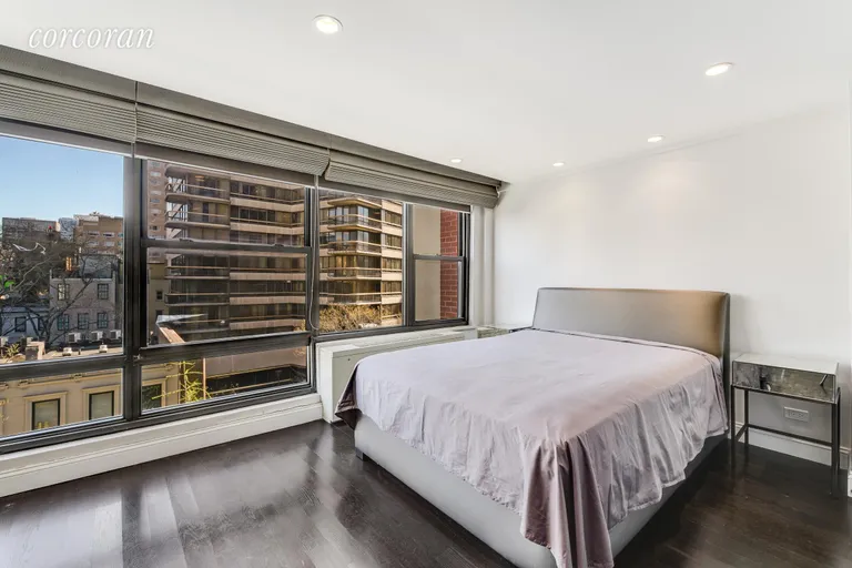 New York City Real Estate | View 166 East 61st Street, 7A | Bedroom Alcove | View 3