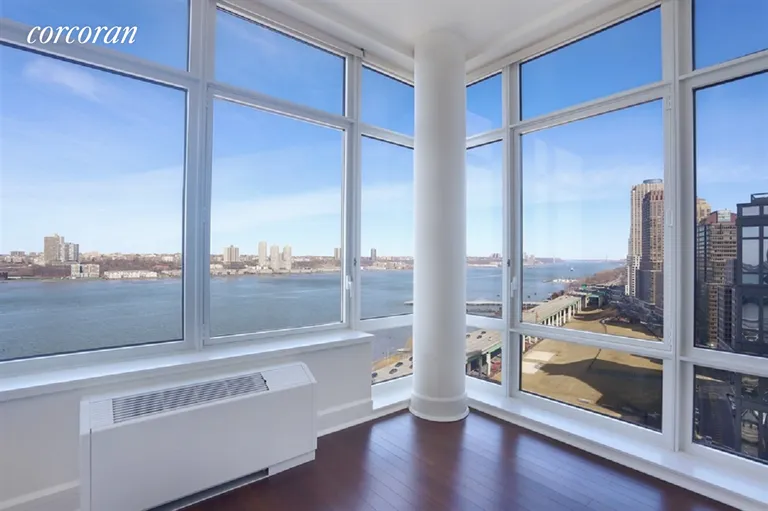 New York City Real Estate | View 60 Riverside Boulevard, 2009 | 2 Beds, 2 Baths | View 1