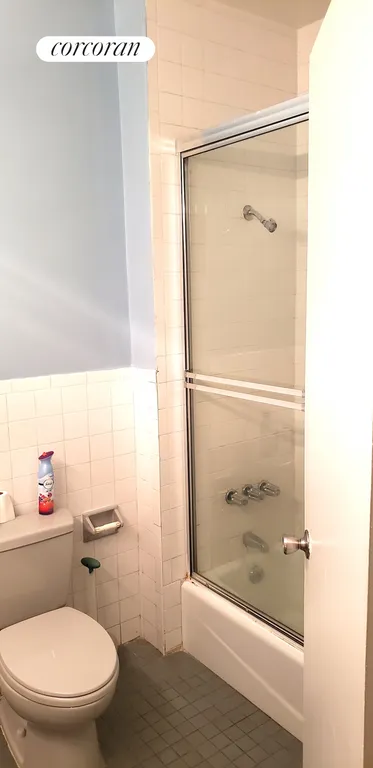 New York City Real Estate | View 463 12th Street, 3 | 2nd Full Bathroom | View 8