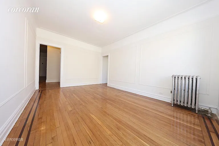 New York City Real Estate | View 23-30 31st Road, 2D | room 1 | View 2