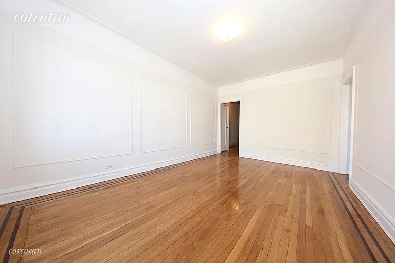 New York City Real Estate | View 23-30 31st Road, 2D | room 2 | View 3