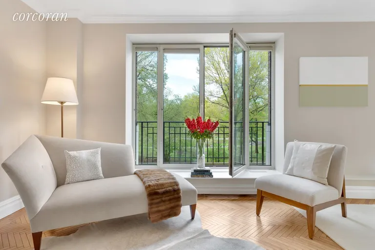 New York City Real Estate | View 353 Central Park West, 3 FL | 4 Beds, 4 Baths | View 1