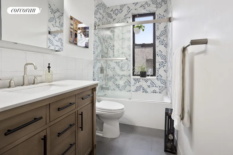 New York City Real Estate | View 437 3rd Street, 4L | Bathroom | View 6