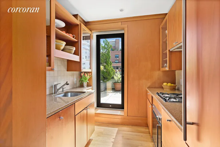 New York City Real Estate | View 124 East 84th Street, PHA | 4 | View 4