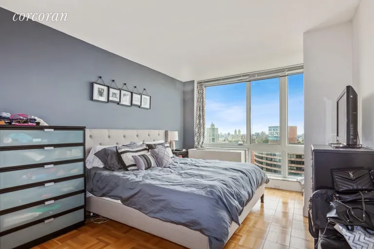 New York City Real Estate | View 215-217 East 96th Street, 35F | room 2 | View 3