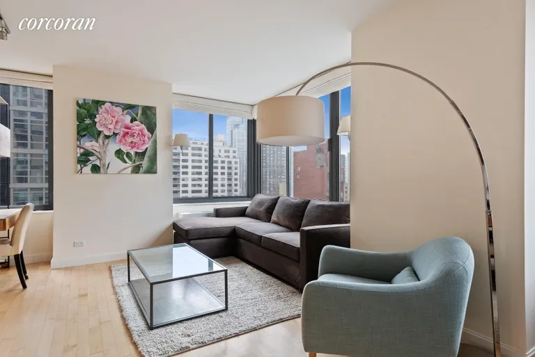 New York City Real Estate | View 300 East 85th Street, 1406 | 1 Bed, 2 Baths | View 1