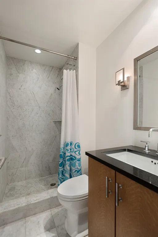 New York City Real Estate | View 300 East 85th Street, 1406 | Bathroom | View 12