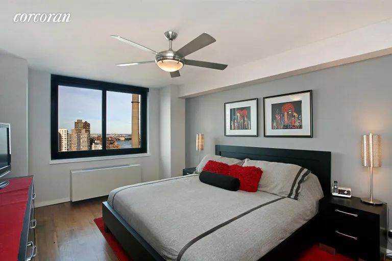 New York City Real Estate | View 515 East 72nd Street, 30H | room 2 | View 3