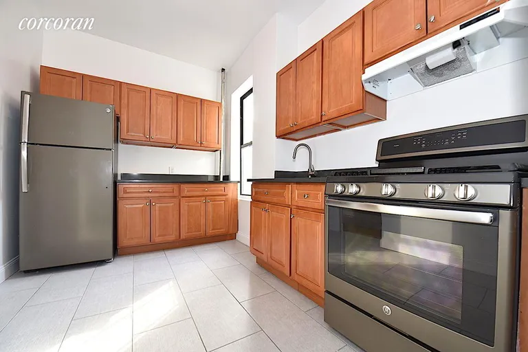 New York City Real Estate | View 34-20 32nd Street, 6J | 1 Bed, 1 Bath | View 1