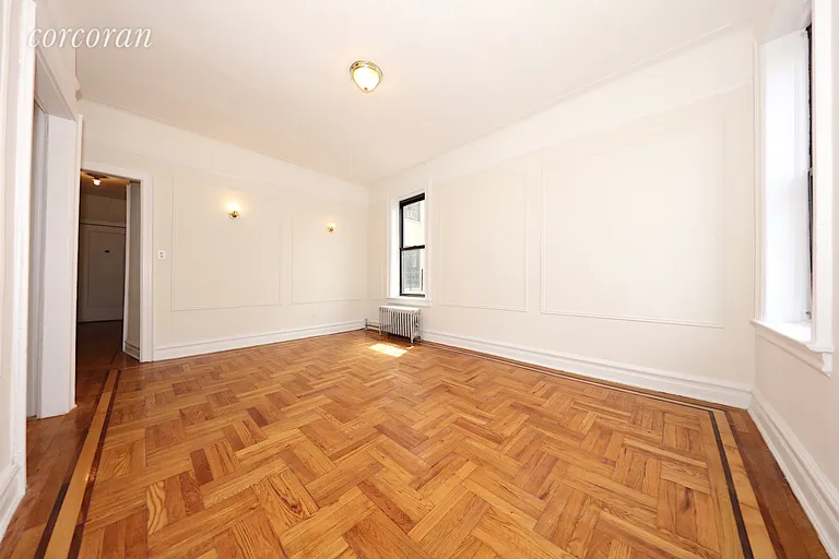 New York City Real Estate | View 31-50 33rd Street, 4C | room 2 | View 3