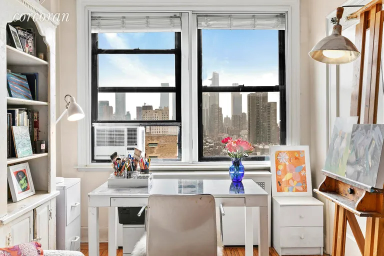 New York City Real Estate | View 457 West 57th Street, 1705 | Light all day and views for miles | View 3