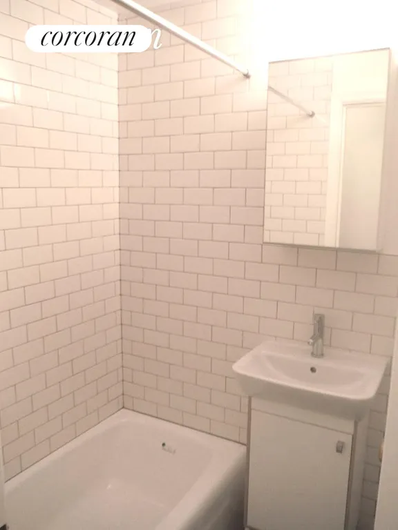 New York City Real Estate | View 512 8th Street, 1R | room 3 | View 4