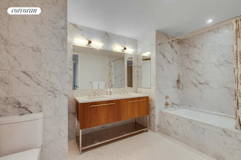 New York City Real Estate | View 90 Furman Street, N1001 | Second Bathroom | View 15