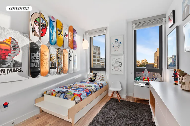 New York City Real Estate | View 90 Furman Street, N1001 | room 15 | View 16