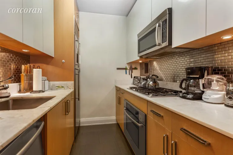 New York City Real Estate | View 211 East 51st Street, 5B | Kitchen | View 2