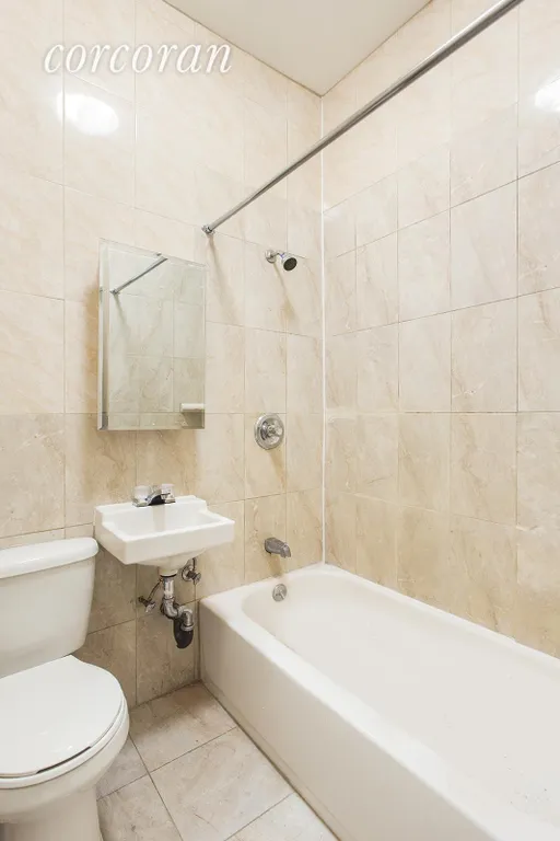 New York City Real Estate | View 358 55th Street, 3 | 2 Full Bathrooms | View 4