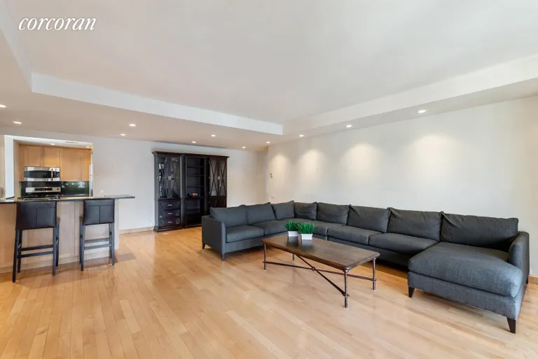 New York City Real Estate | View 100 United Nations Plaza, 29D | Spacious living and dining room | View 2