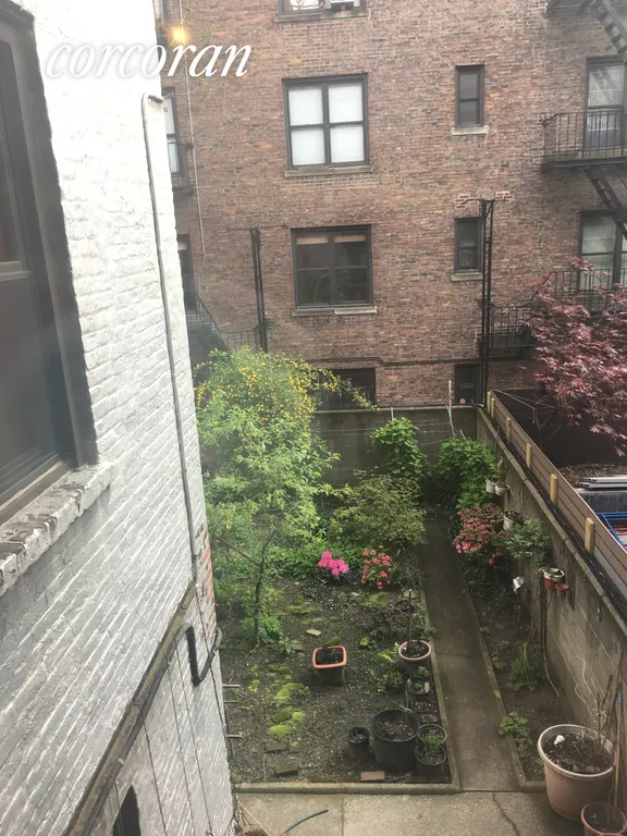 New York City Real Estate | View 318 West 88th Street, 2B | Great garden views | View 7