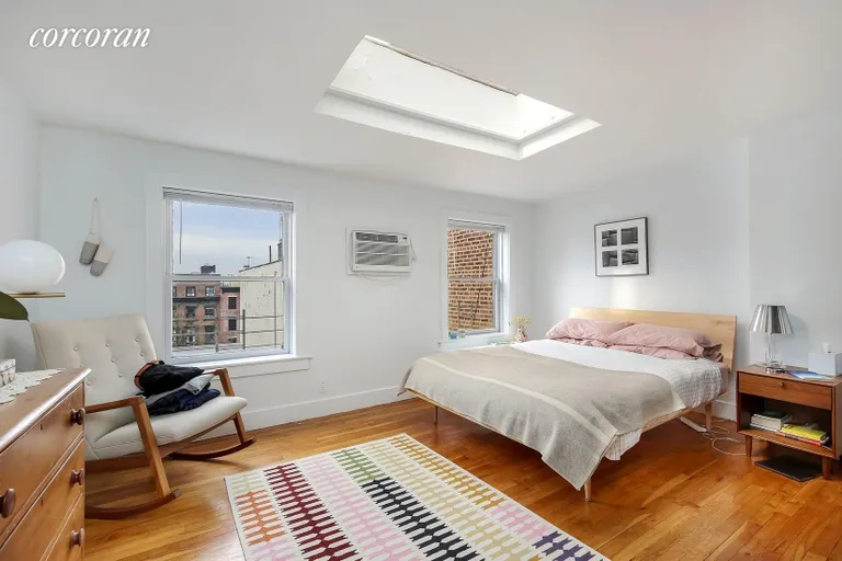 New York City Real Estate | View 76 Pierrepont Street, 4 | image of mirror unit | View 8