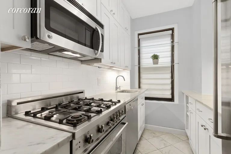 New York City Real Estate | View 235 West End Avenue, 4F | 2 Beds, 2 Baths | View 1