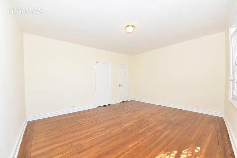 New York City Real Estate | View 655 Pelham Parkway North, 4F | room 3 | View 4
