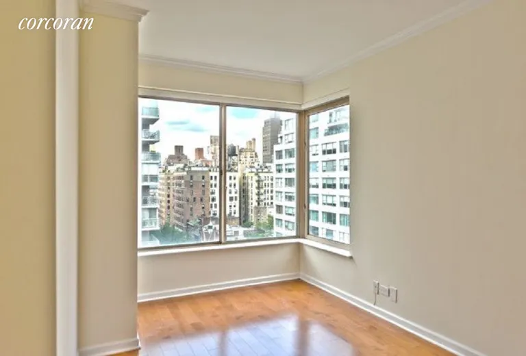 New York City Real Estate | View 200 East 69th Street, 12E | room 3 | View 4