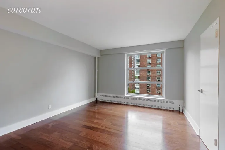 New York City Real Estate | View 80 La Salle Street, 16G | Bedroom | View 8