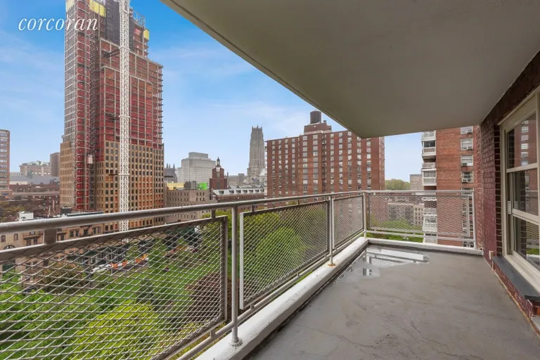 New York City Real Estate | View 80 La Salle Street, 16G | Private Terrace | View 9