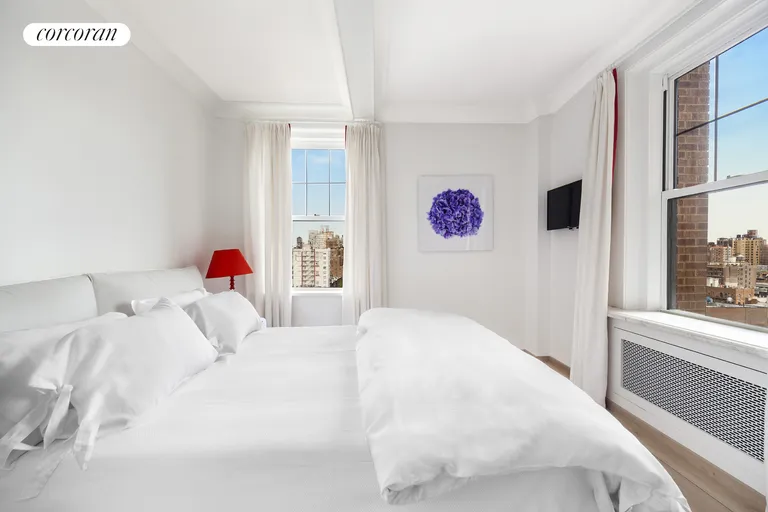 New York City Real Estate | View 23 West 73rd Street, 1207 | room 10 | View 11
