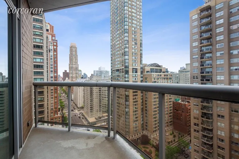 New York City Real Estate | View 188 East 64th Street, 2104 | room 3 | View 4