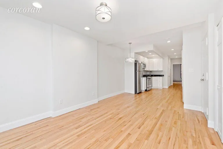 New York City Real Estate | View 18 Tiffany Place, 4R | room 2 | View 3