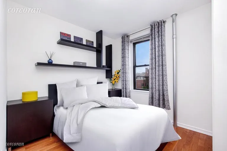 New York City Real Estate | View 21-05 33rd Street, 5D | room 2 | View 3