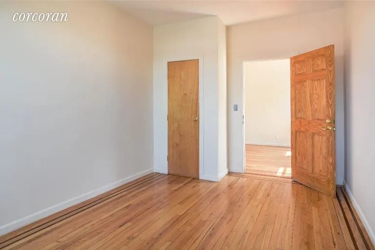 New York City Real Estate | View 47-42 48th Street, 2R | room 2 | View 3