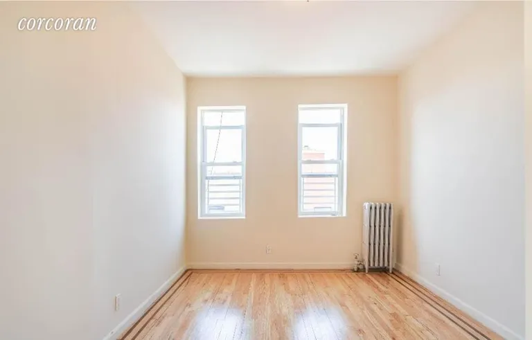 New York City Real Estate | View 47-42 48th Street, 2R | room 4 | View 5