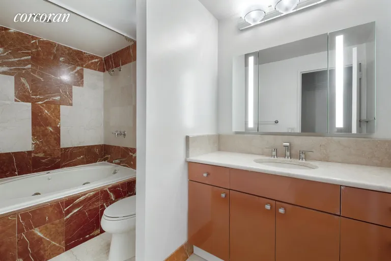 New York City Real Estate | View 43 West 61st Street, 14C | Bathroom | View 4