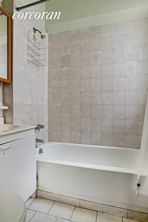 New York City Real Estate | View 705 41st Street, 10 | Bathroom | View 4
