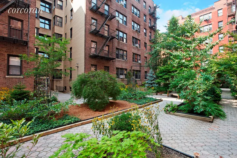 New York City Real Estate | View 35-16 85th Street, 6A | room 8 | View 9