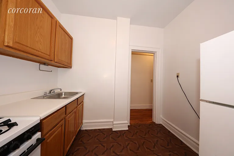 New York City Real Estate | View 31-50 33rd Street, 2C | room 10 | View 11