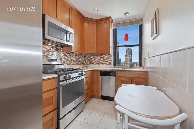 New York City Real Estate | View 301 East 87th Street, 25F | Kitchen | View 2