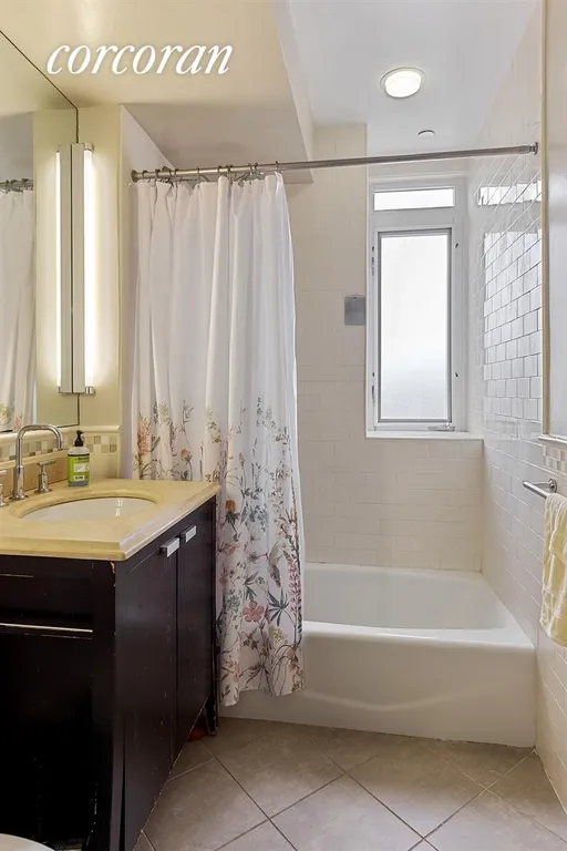 New York City Real Estate | View 106 West 116th Street, 10A | Bathroom | View 8