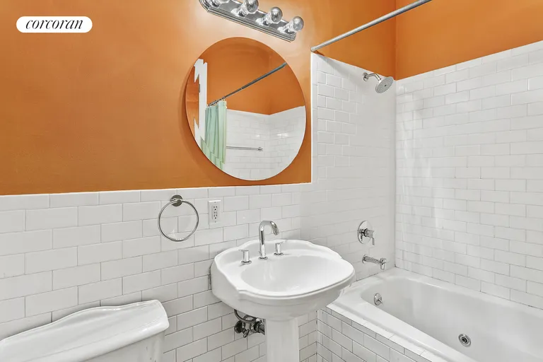 New York City Real Estate | View 689 Myrtle Avenue, 2B | Jacuzzi Soaking Tub | View 3