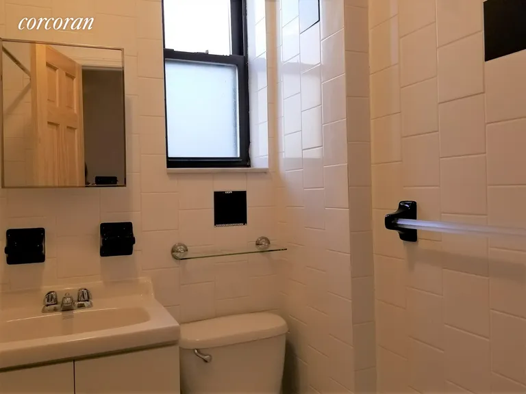 New York City Real Estate | View 462 76th Street, C3 | room 3 | View 4