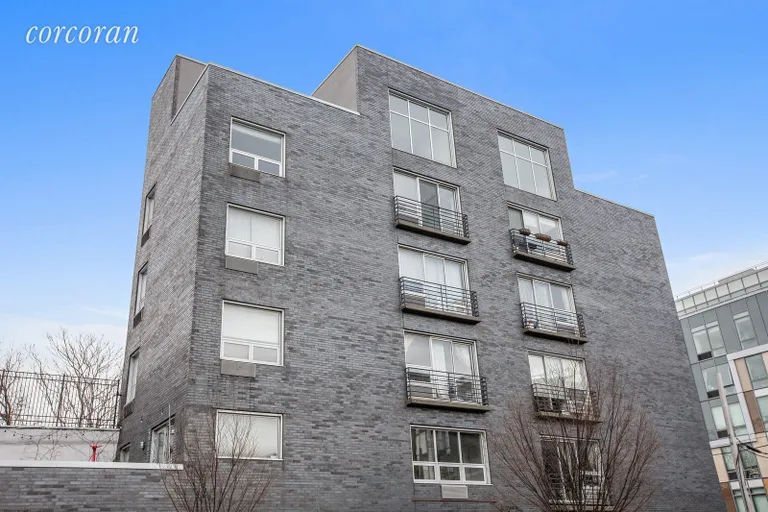 New York City Real Estate | View 15 Roebling Street, PHA | room 4 | View 5