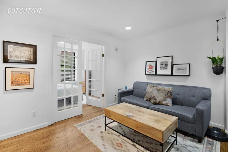 New York City Real Estate | View 220 East 82nd Street, 3RW | room 4 | View 5