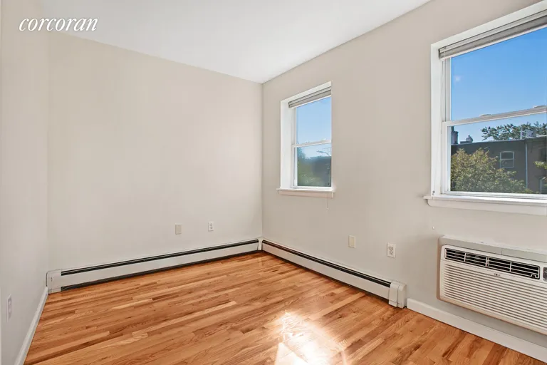 New York City Real Estate | View 477 Classon Avenue, 2 | room 8 | View 9