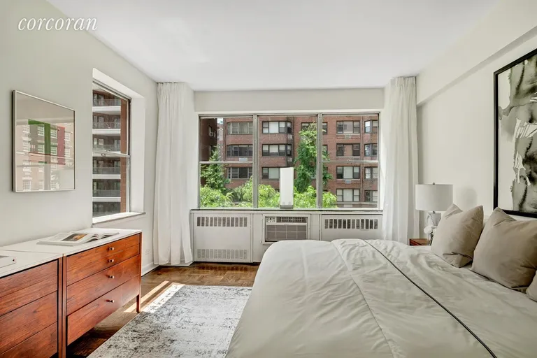 New York City Real Estate | View 25 Sutton Place South, 4A | room 2 | View 3