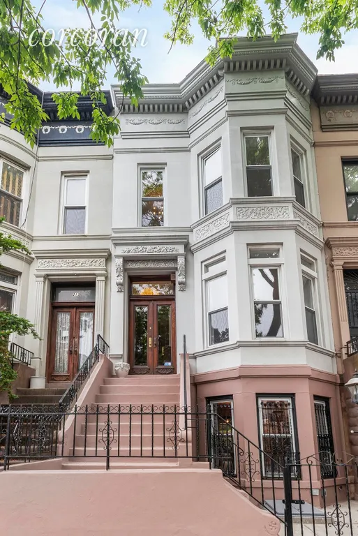 New York City Real Estate | View 215 Brooklyn Avenue, 1 | 4 Beds, 2 Baths | View 1